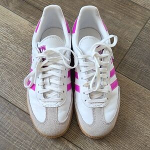 Adidas Samba - Kids 4 / Women's 6 (WORN ONCE!)